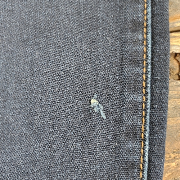 American Eagle Skinny Jeans - Picture 4 of 7